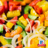 McCormick GewA?rze Bild mit einer farbenfrohen Mischung aus sautierten Paprika und Zwiebeln.
