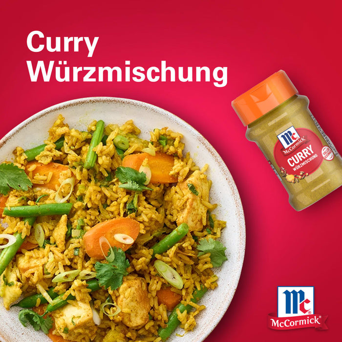 Eine appetitliche Schüssel mit Hähnchen-Gemüse-Reis wird neben einer Flasche Srpet Curry X06-Ge von McCormick präsentiert.