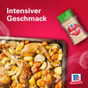 Eine Flasche Srpet Garlic Granul X06-Ge wird neben einem Blech mit gebratenem Hähnchen und Gemüse präsentiert um den intensiven Geschmack der McCormick Gewürze hervorzuheben.